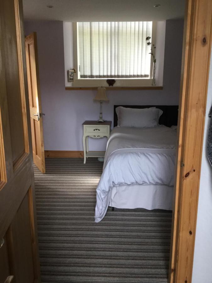 Auld Skuil Hotell Ashkirk Eksteriør bilde